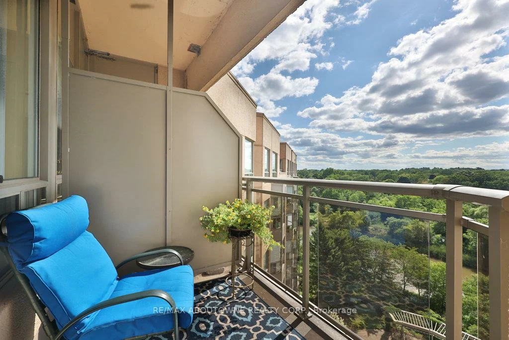 2511, Lakeshore, 1001 - BR Bronte, Oakville