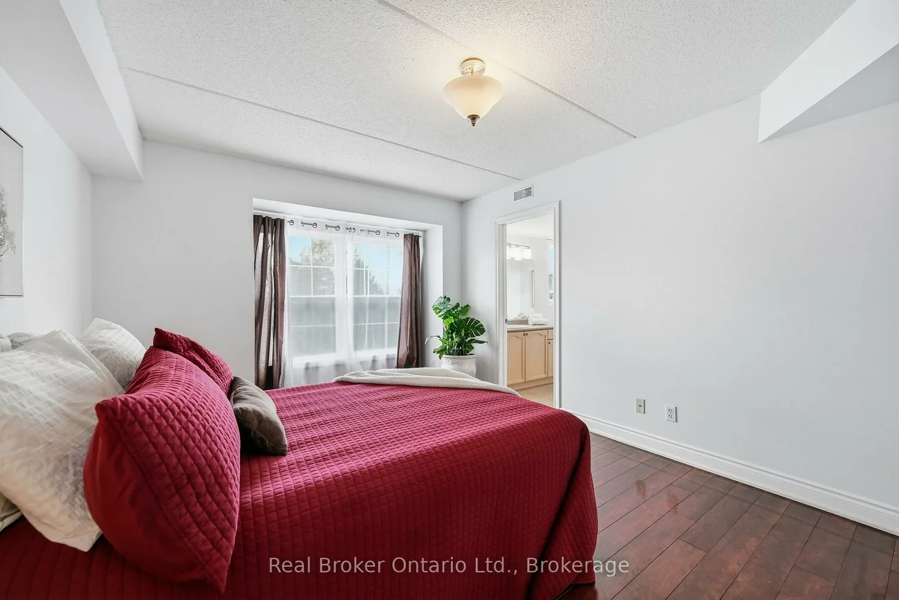 1480, Bishops, 1007 - GA Glen Abbey, Oakville