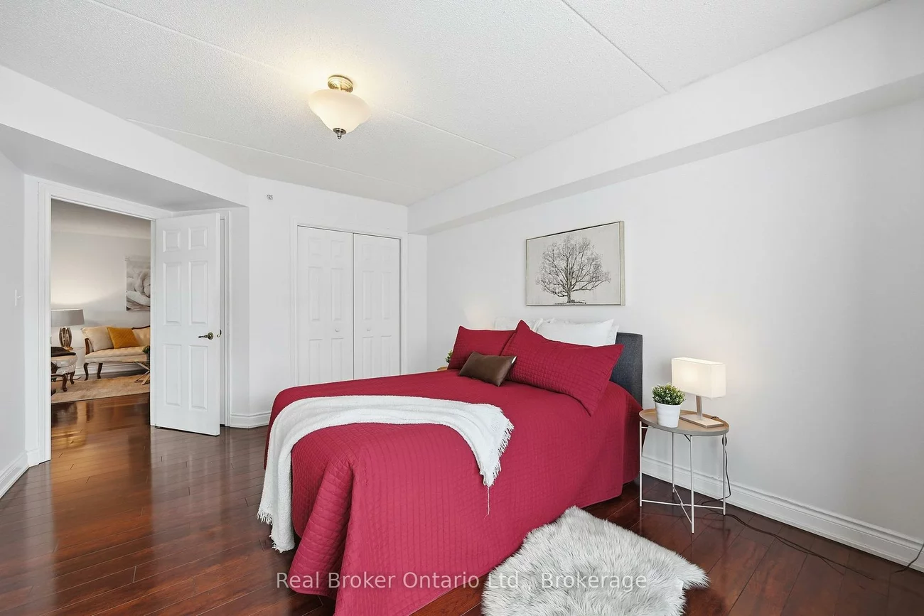 1480, Bishops, 1007 - GA Glen Abbey, Oakville