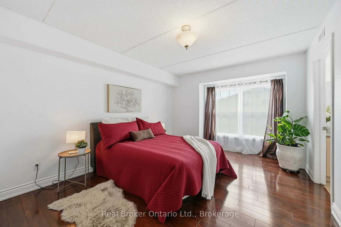 1480, Bishops, 1007 - GA Glen Abbey, Oakville