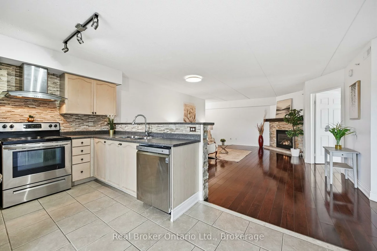 1480, Bishops, 1007 - GA Glen Abbey, Oakville