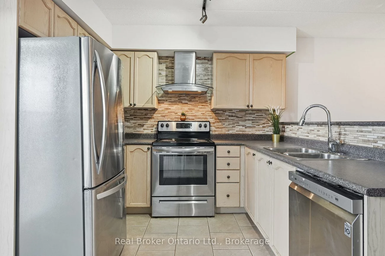 1480, Bishops, 1007 - GA Glen Abbey, Oakville