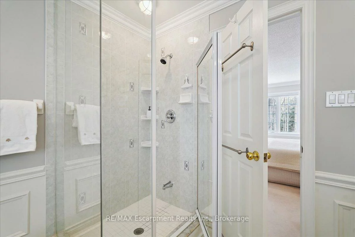 2303, Hill Ridge, 1022 - WT West Oak Trails, Oakville