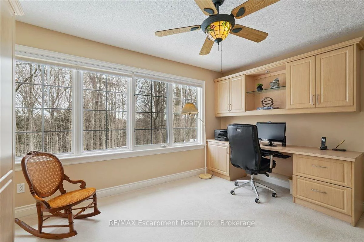 2303, Hill Ridge, 1022 - WT West Oak Trails, Oakville