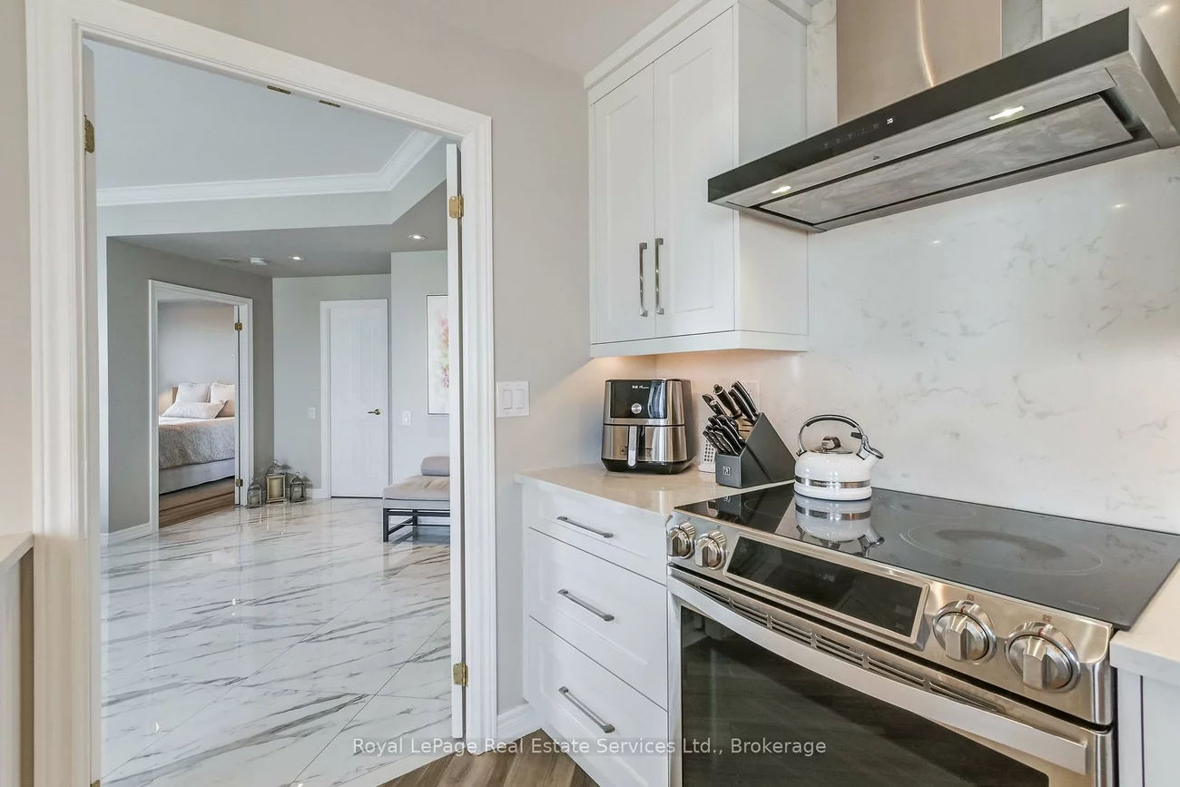 60, Old Mill, 1013 - OO Old Oakville, Oakville