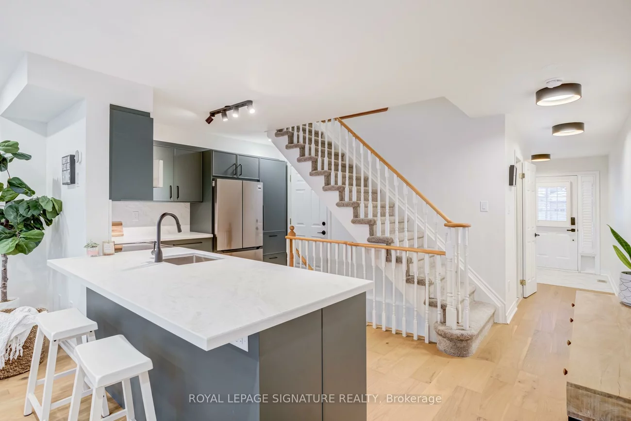 1050, Grand, 1005 - FA Falgarwood, Oakville