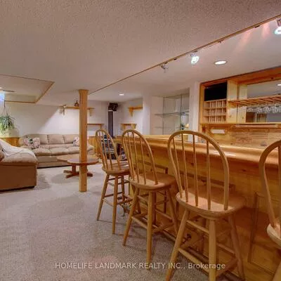 1214, Kirstie, 1003 - CP College Park, Oakville