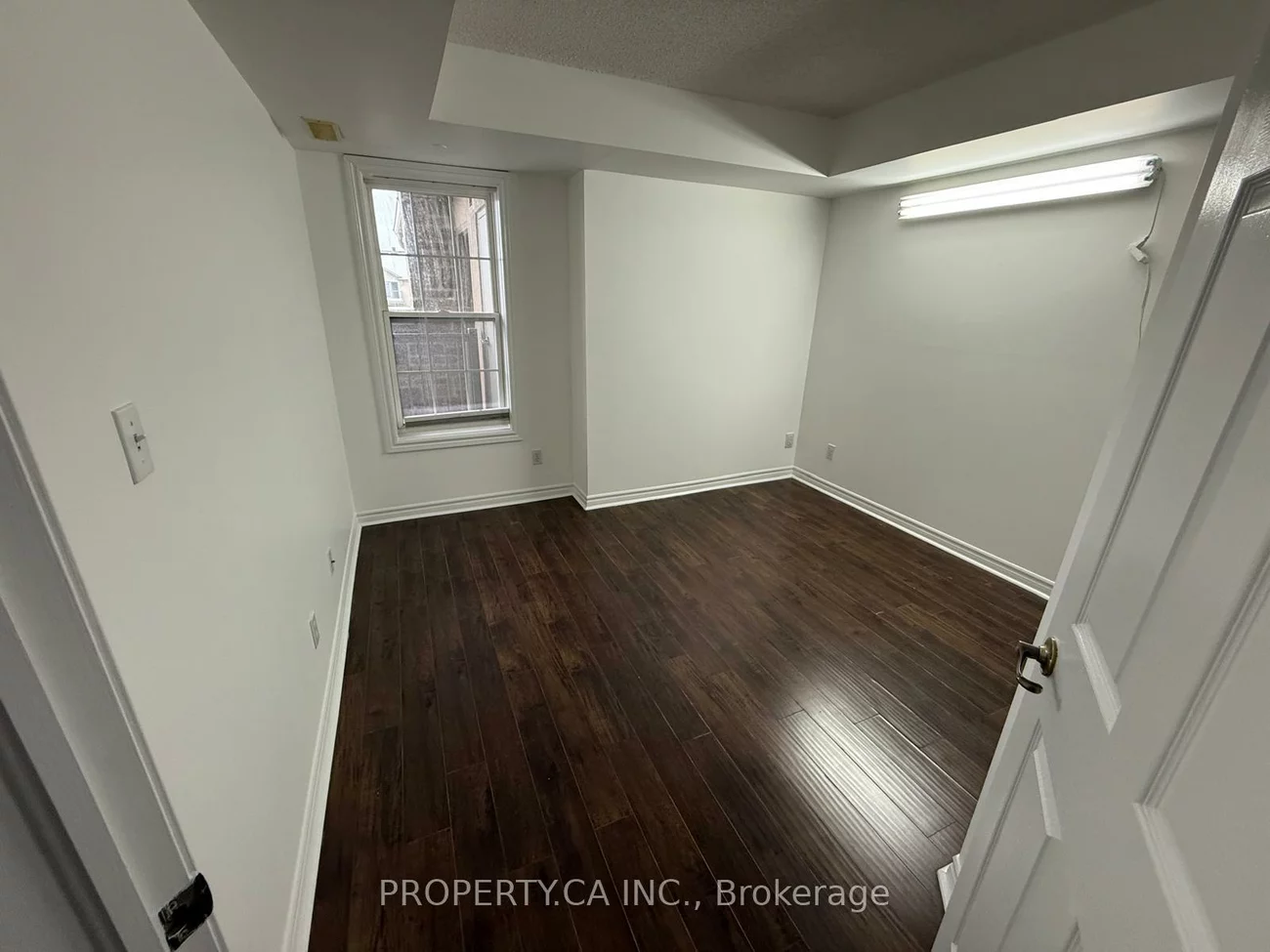 1460, Bishops, 1007 - GA Glen Abbey, Oakville