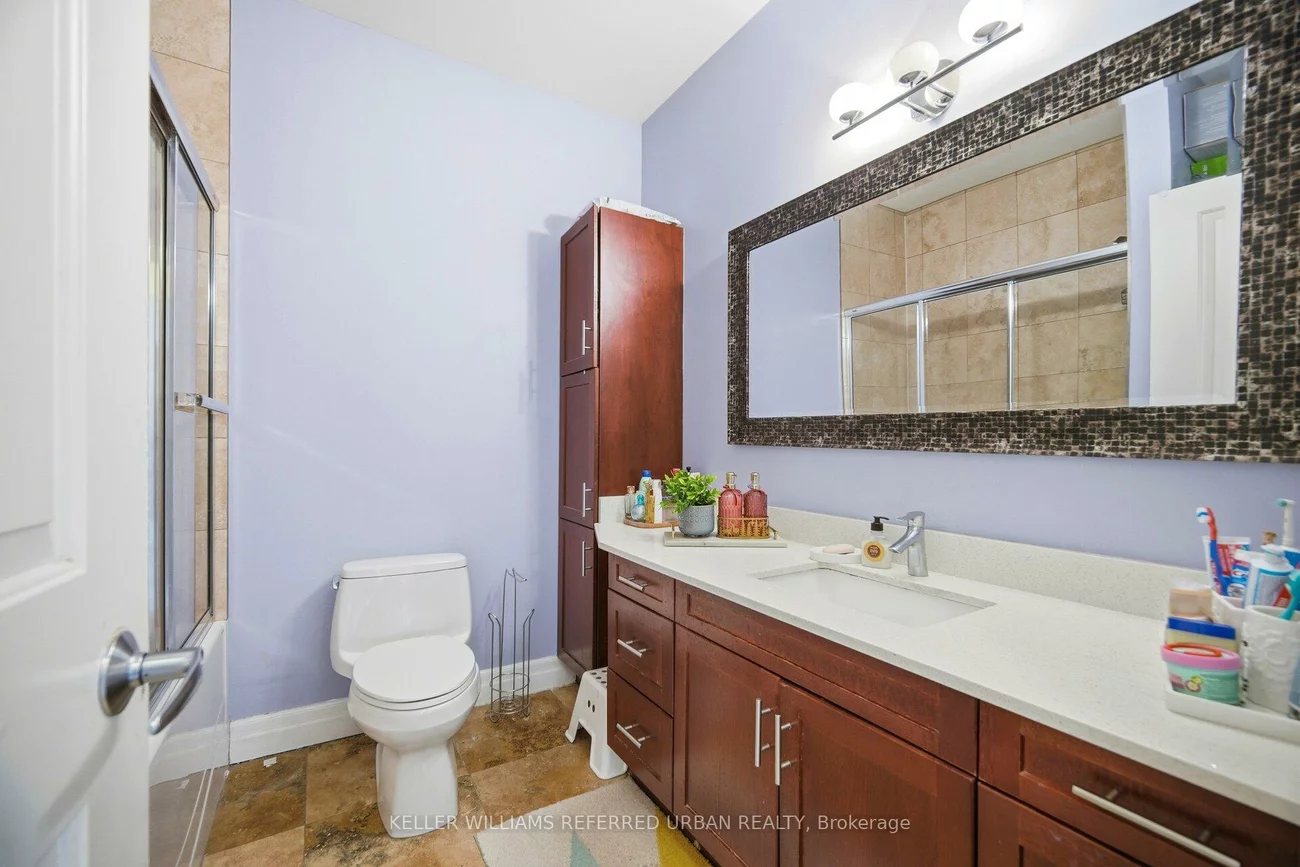 459, Kerr, 1002 - CO Central, Oakville