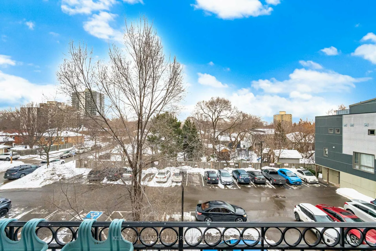 459, Kerr, 1002 - CO Central, Oakville