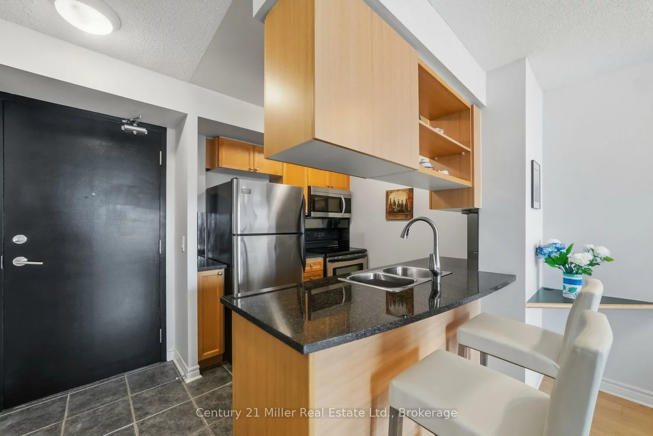 2325, Central Park, 1015 - RO River Oaks, Oakville