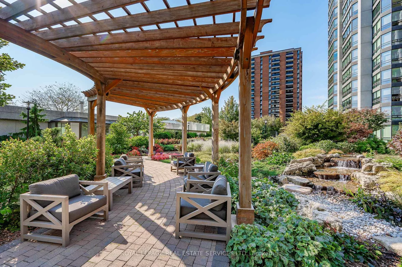 2180, Marine, 1001 - BR Bronte, Oakville