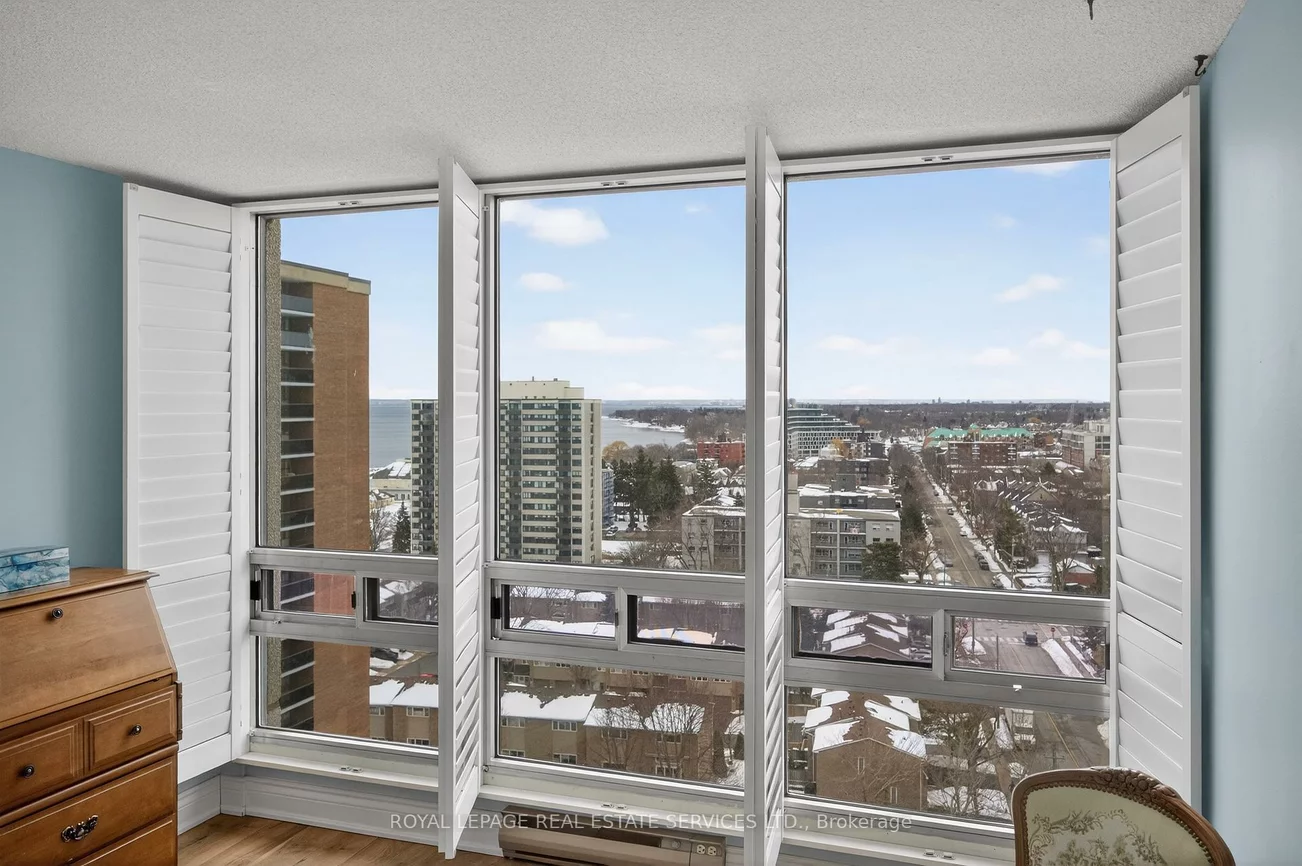 2180, Marine, 1001 - BR Bronte, Oakville