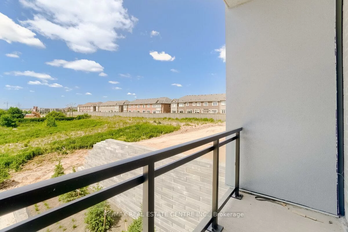 95, DUNDAS, 1008 - GO Glenorchy, Oakville