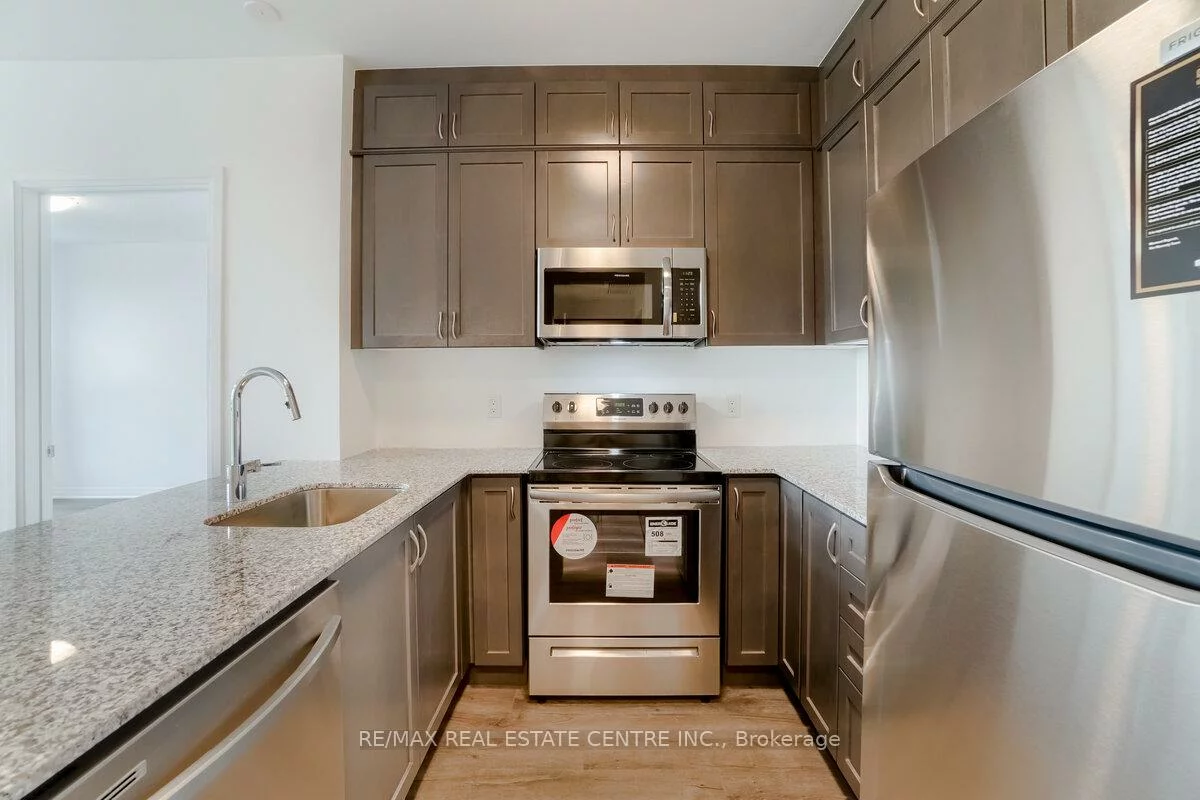 95, DUNDAS, 1008 - GO Glenorchy, Oakville