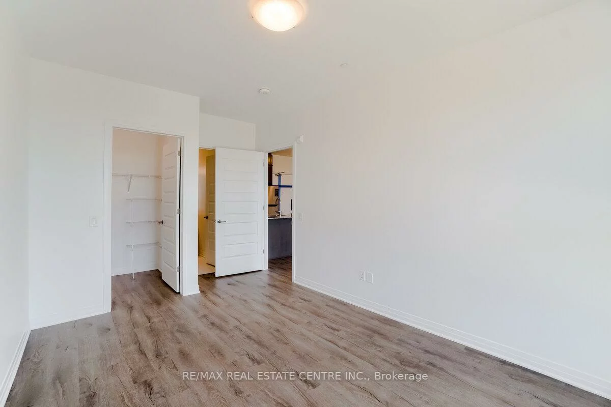 95, DUNDAS, 1008 - GO Glenorchy, Oakville