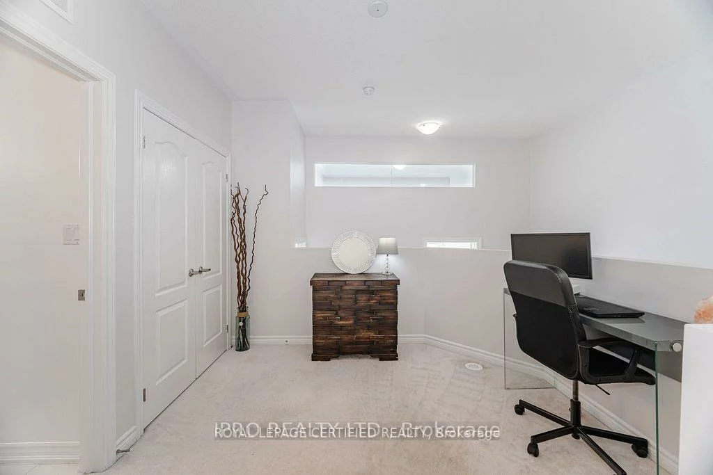 2420, Baronwood, 1019 - WM Westmount, Oakville