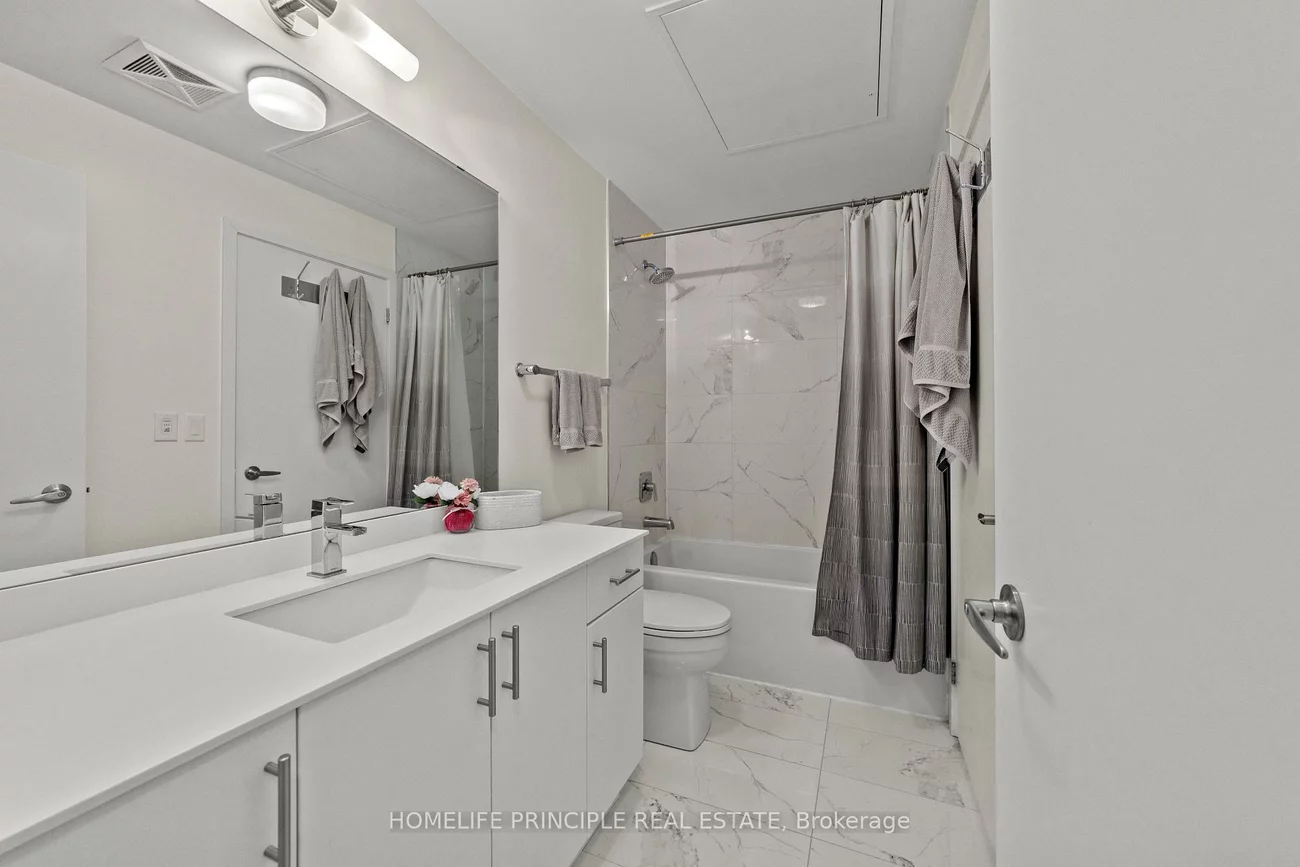 210, Sabina, 1008 - GO Glenorchy, Oakville