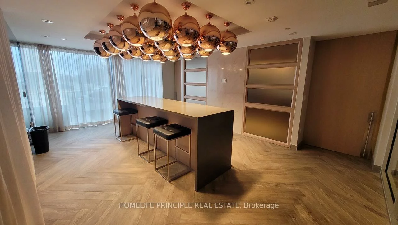 210, Sabina, 1008 - GO Glenorchy, Oakville