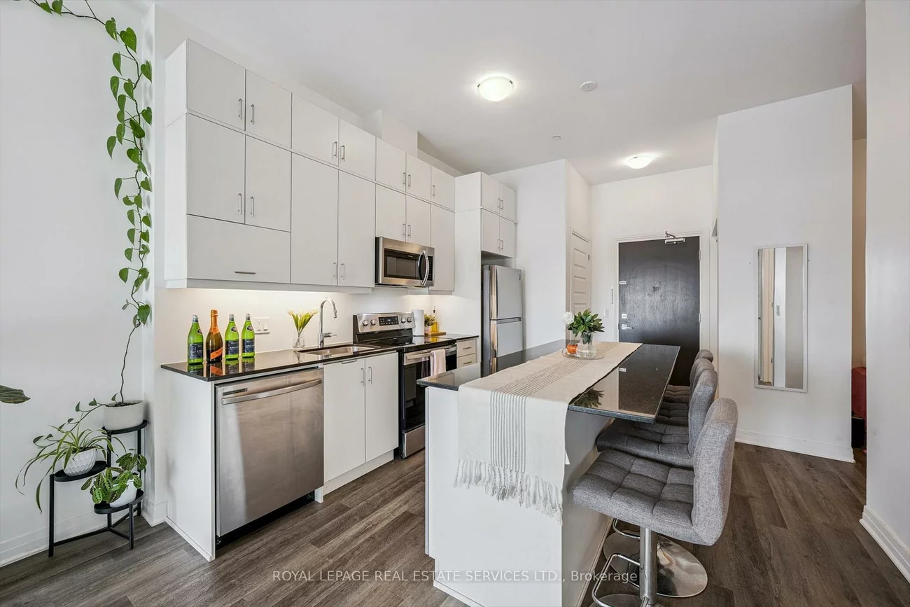 102, Grovewood, 1008 - GO Glenorchy, Oakville