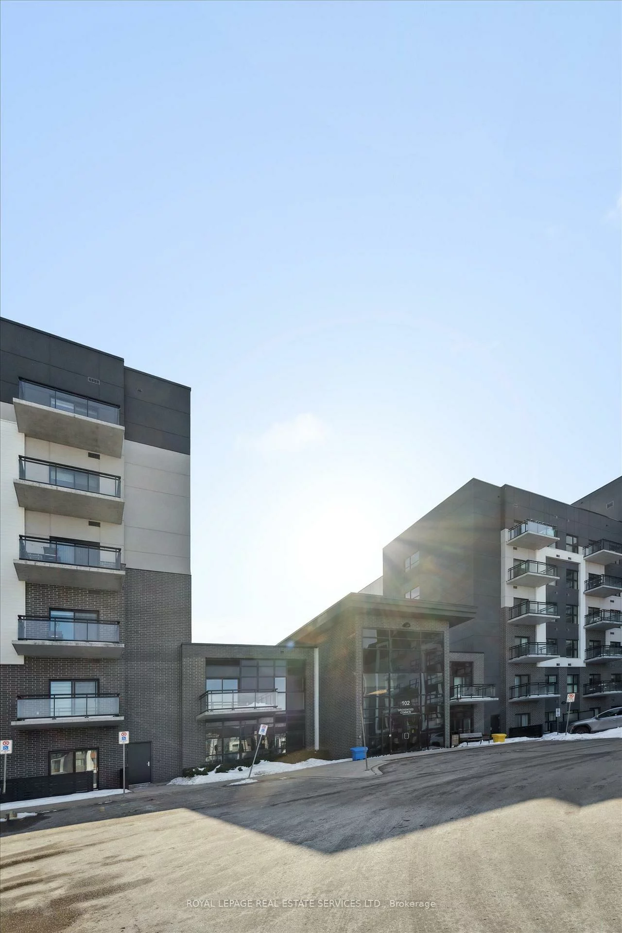 102, Grovewood, 1008 - GO Glenorchy, Oakville