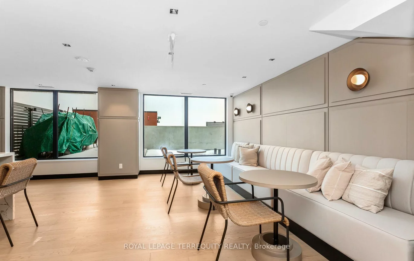 3200, William Coltson, 1010 - JM Joshua Meadows, Oakville