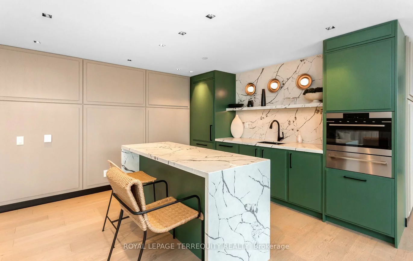 3200, William Coltson, 1010 - JM Joshua Meadows, Oakville