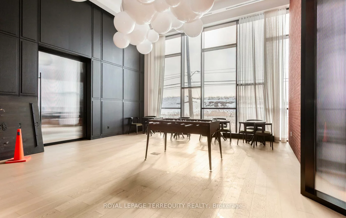 3200, William Coltson, 1010 - JM Joshua Meadows, Oakville