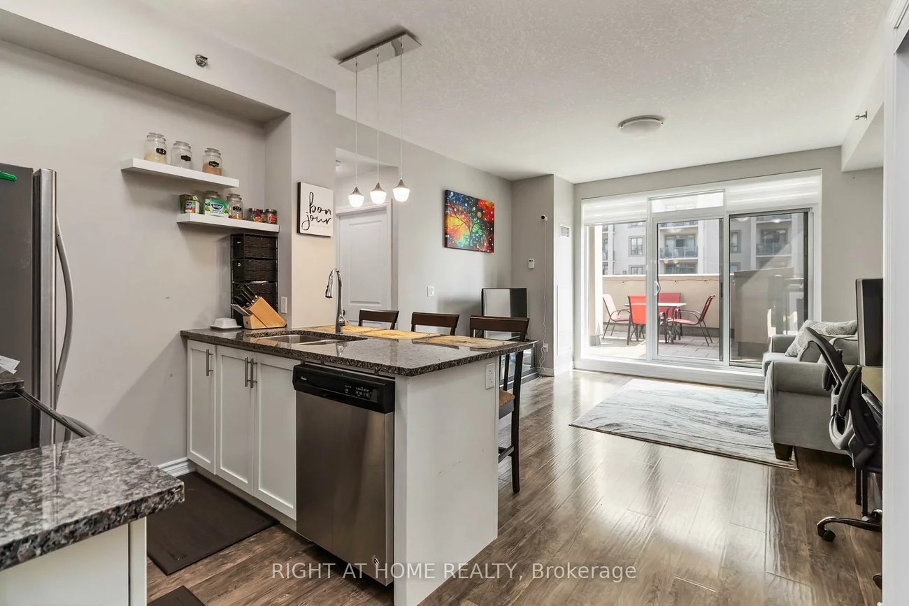 2490, Old Bronte, 1019 - WM Westmount, Oakville