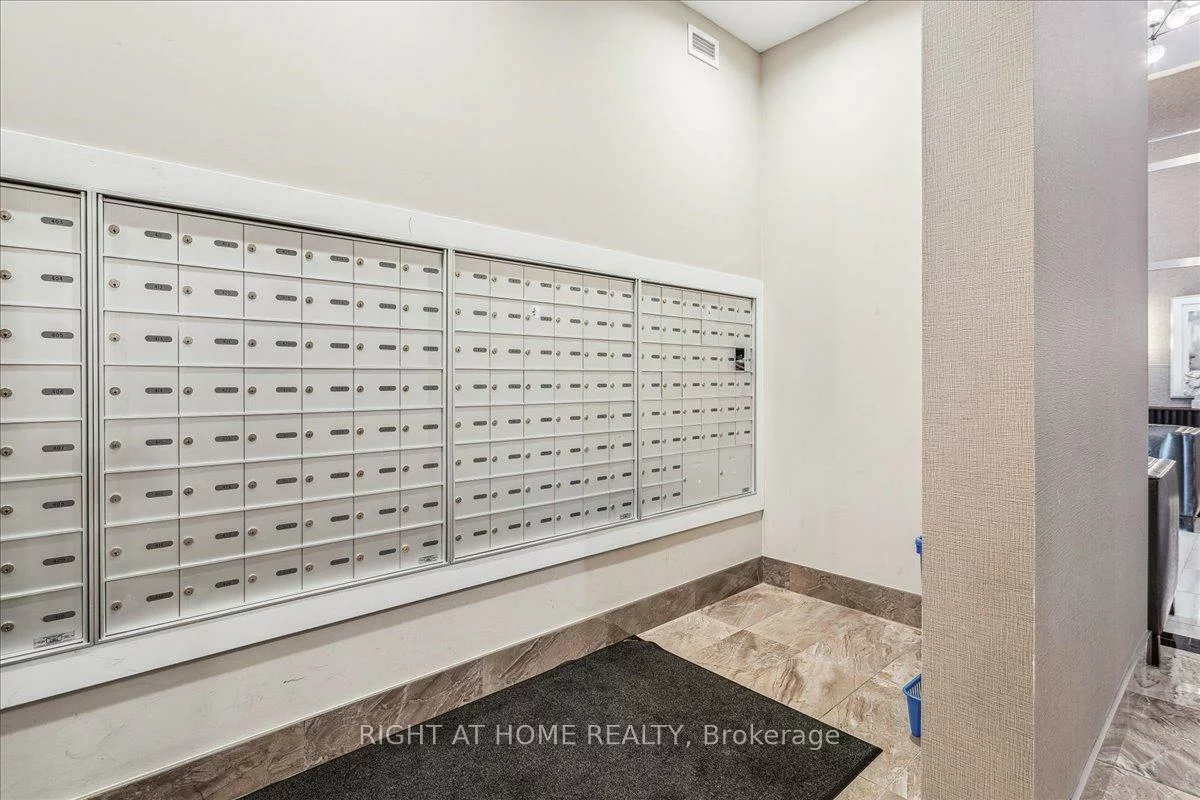 2490, Old Bronte, 1019 - WM Westmount, Oakville