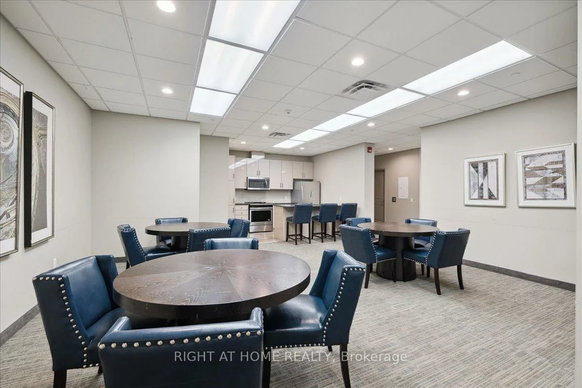 2490, Old Bronte, 1019 - WM Westmount, Oakville