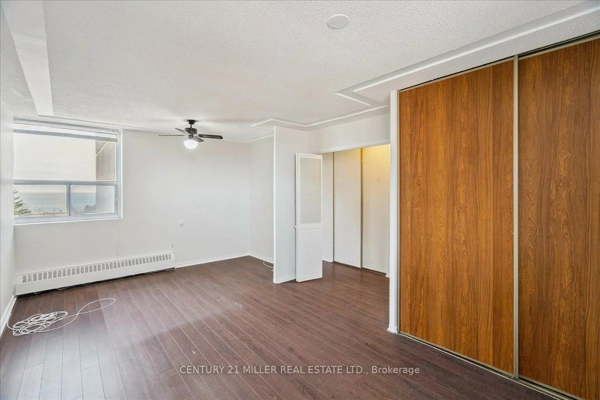 2263, Marine, 1001 - BR Bronte, Oakville