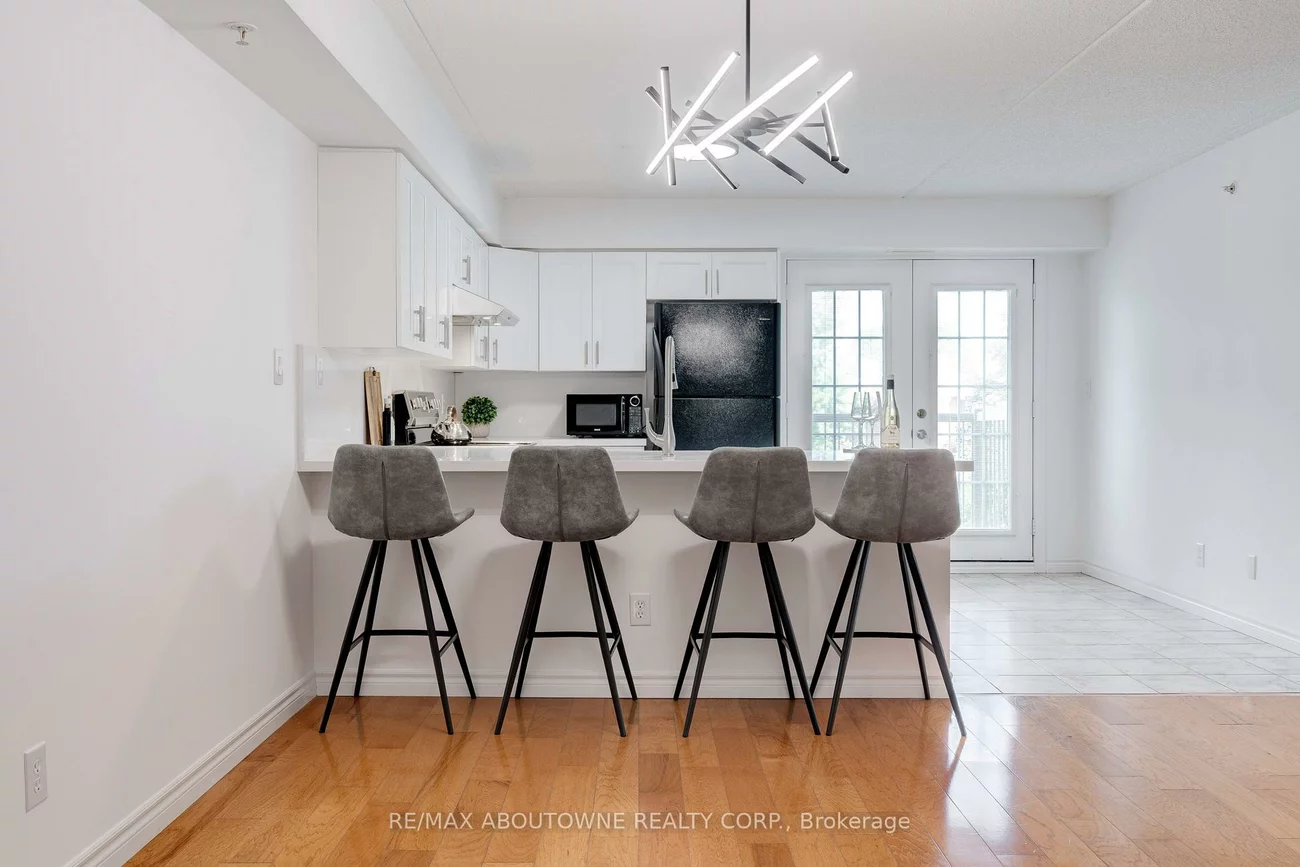 1460, Bishops, 1007 - GA Glen Abbey, Oakville