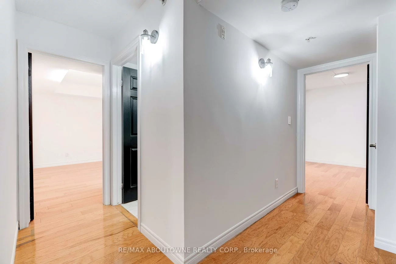 1460, Bishops, 1007 - GA Glen Abbey, Oakville