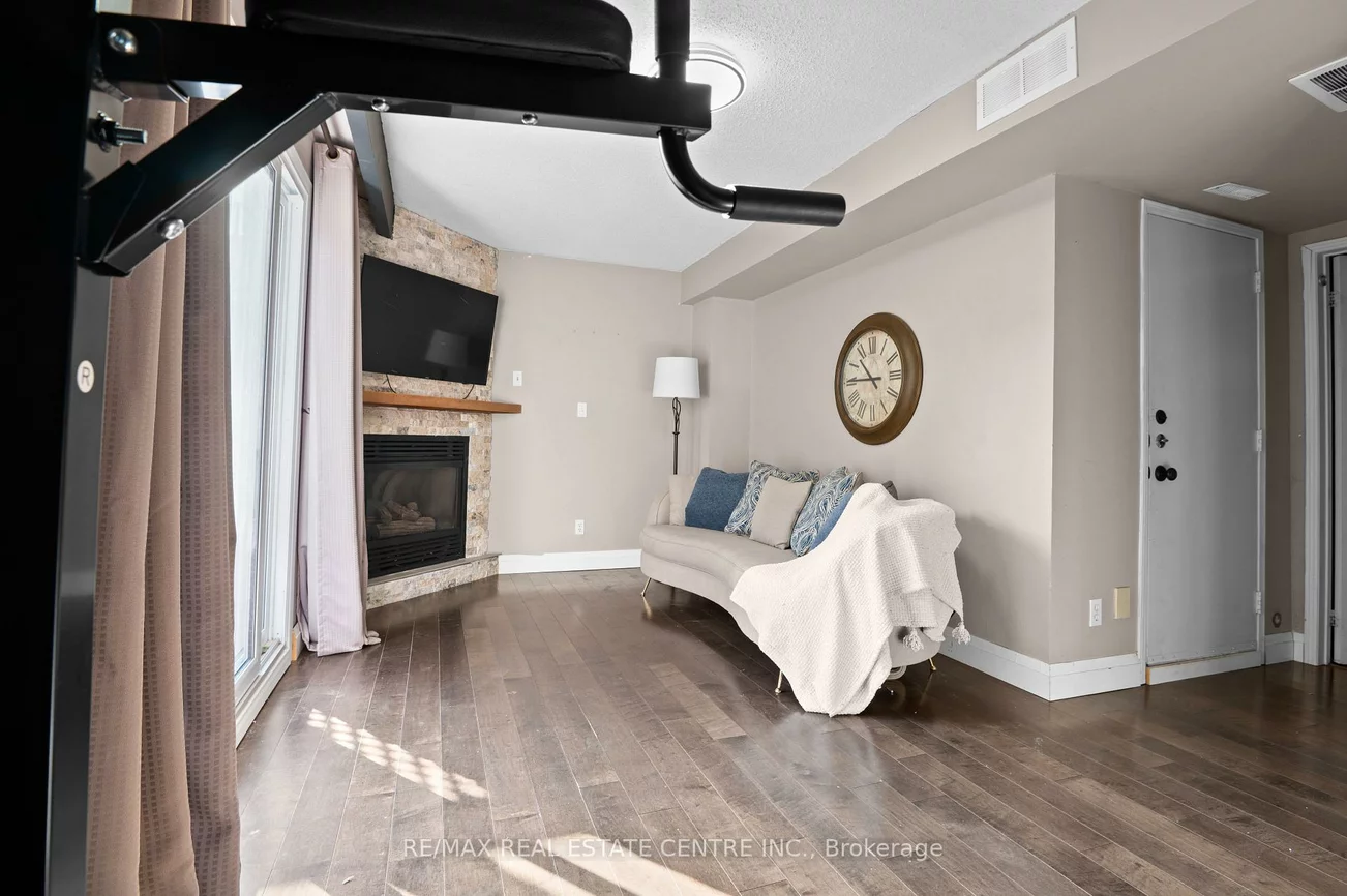 1570, Reeves, 1007 - GA Glen Abbey, Oakville