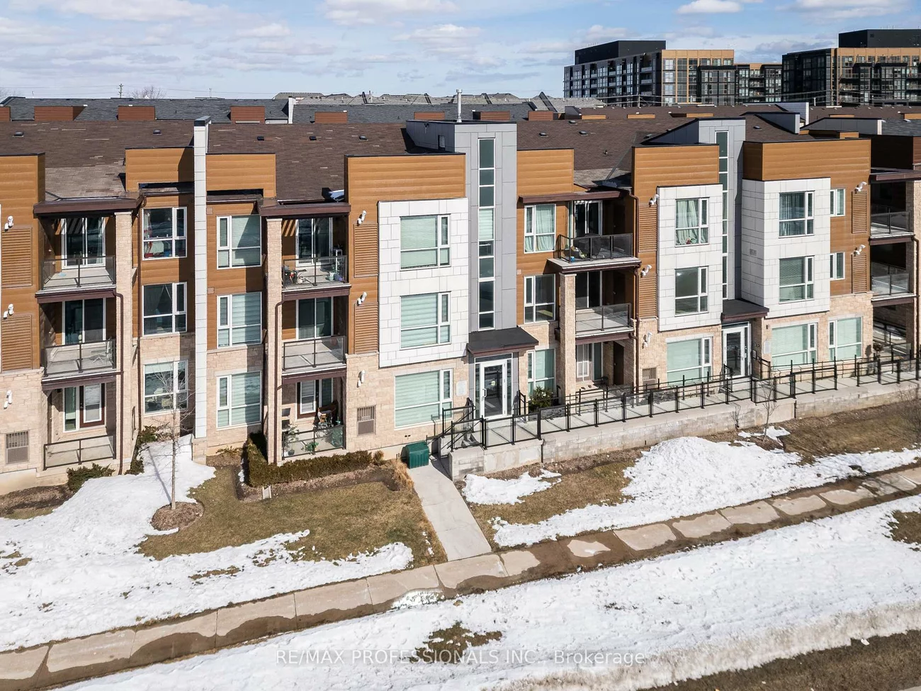 2393, Bronte, 1019 - WM Westmount, Oakville