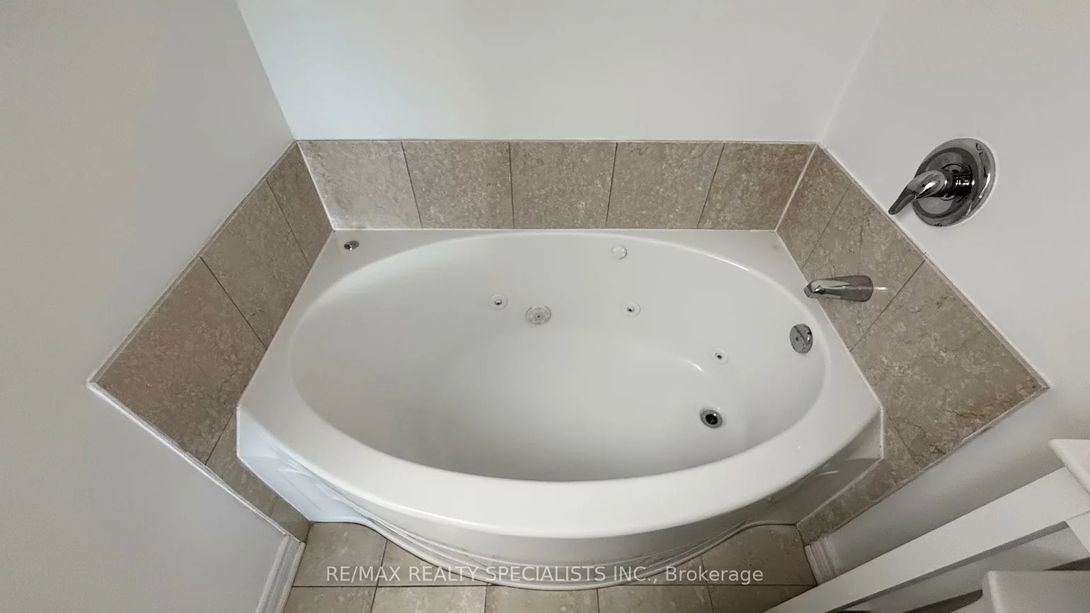 50, Old Mill, 1013 - OO Old Oakville, Oakville