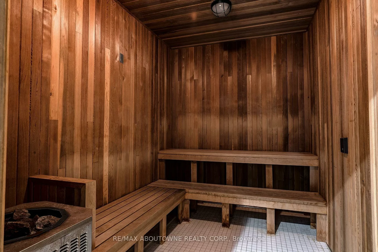 65, Speers, 1002 - CO Central, Oakville