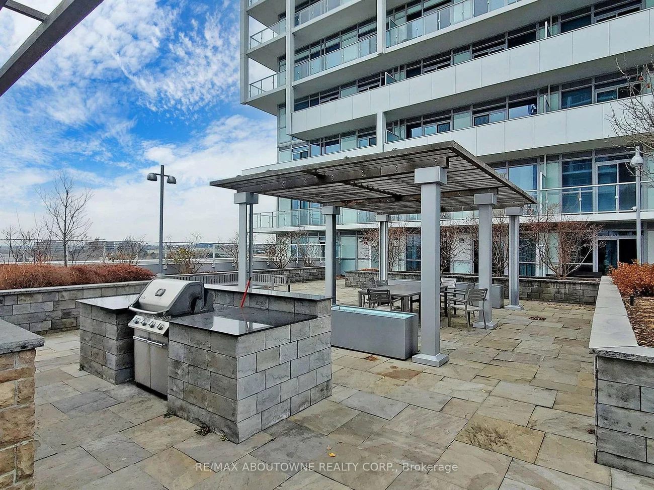 65, Speers, 1002 - CO Central, Oakville