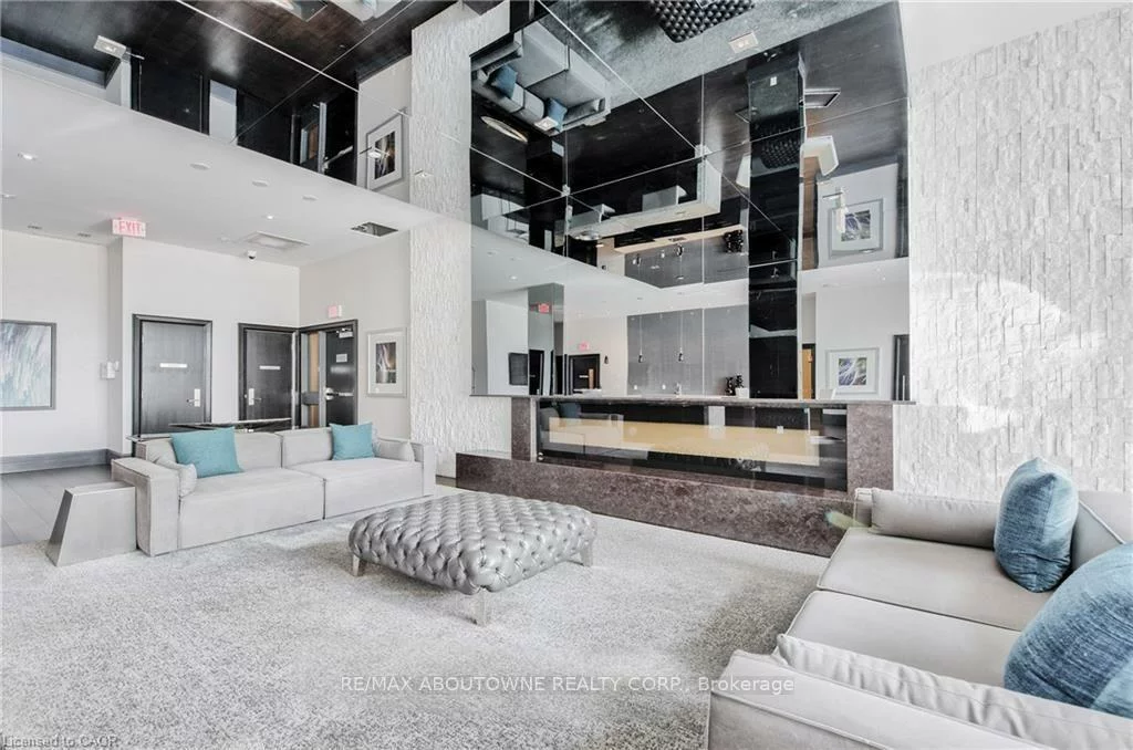 65, Speers, 1002 - CO Central, Oakville