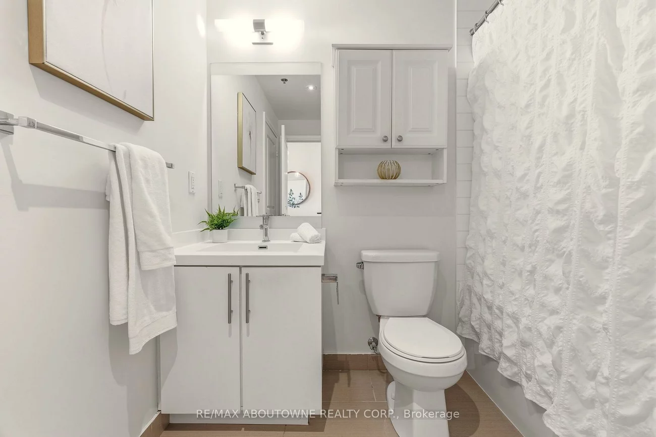 65, Speers, 1002 - CO Central, Oakville