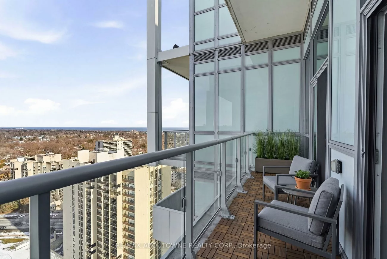 65, Speers, 1002 - CO Central, Oakville