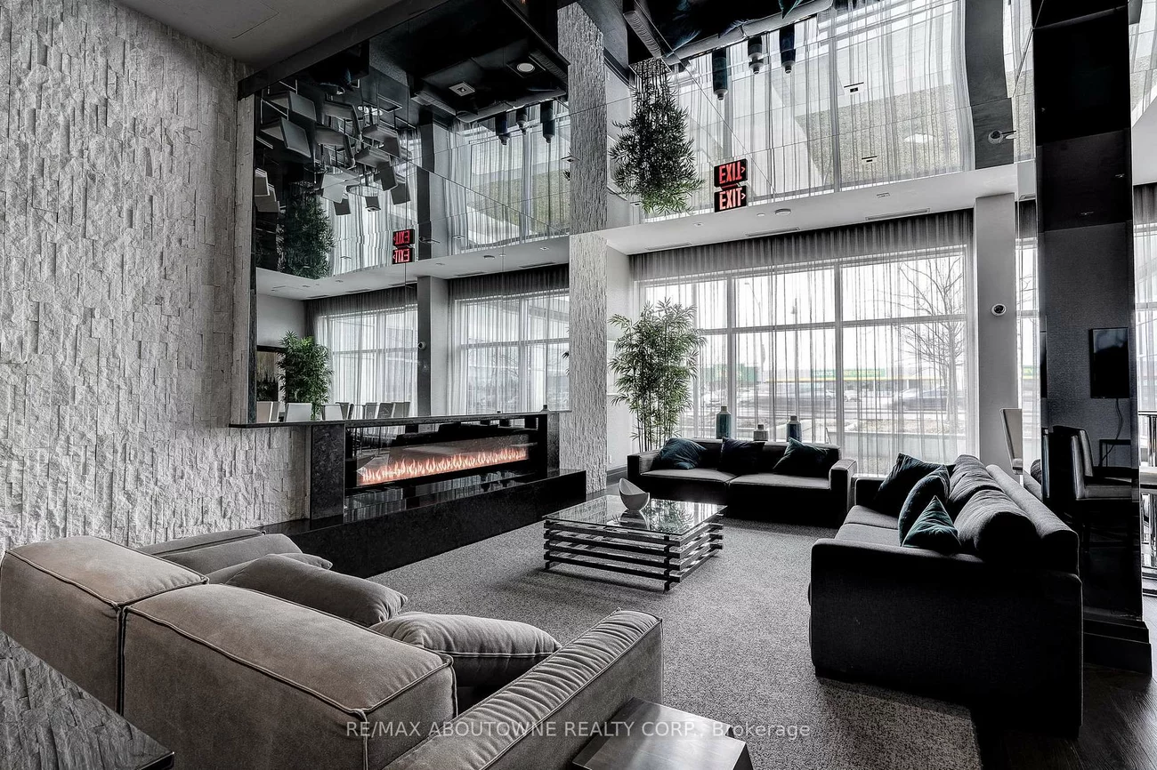 65, Speers, 1002 - CO Central, Oakville