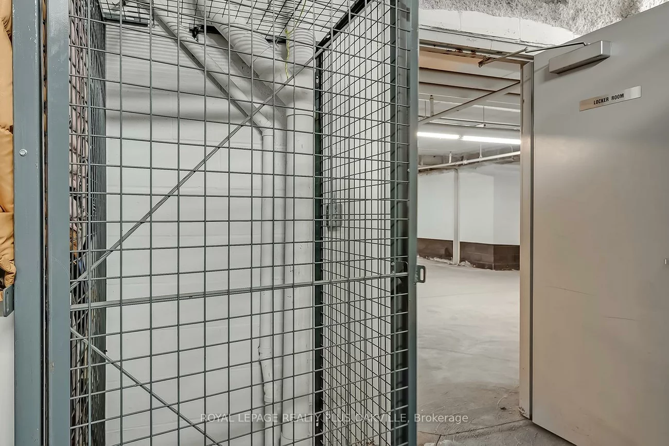 73, Washington, 1002 - CO Central, Oakville