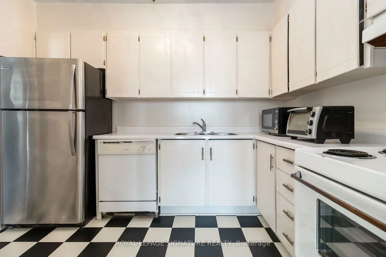 1359, White Oaks, 1005 - FA Falgarwood, Oakville