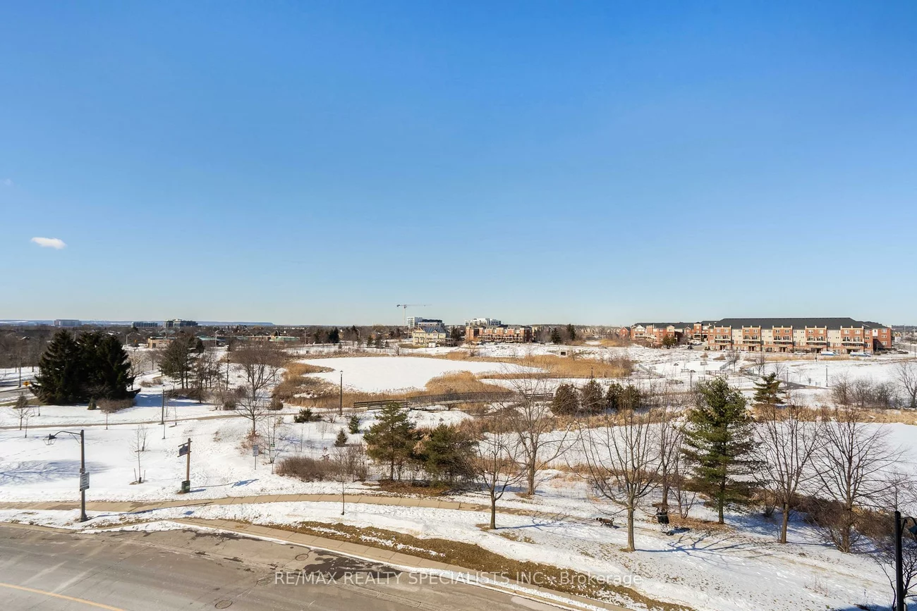 2325, Central Park, 1015 - RO River Oaks, Oakville