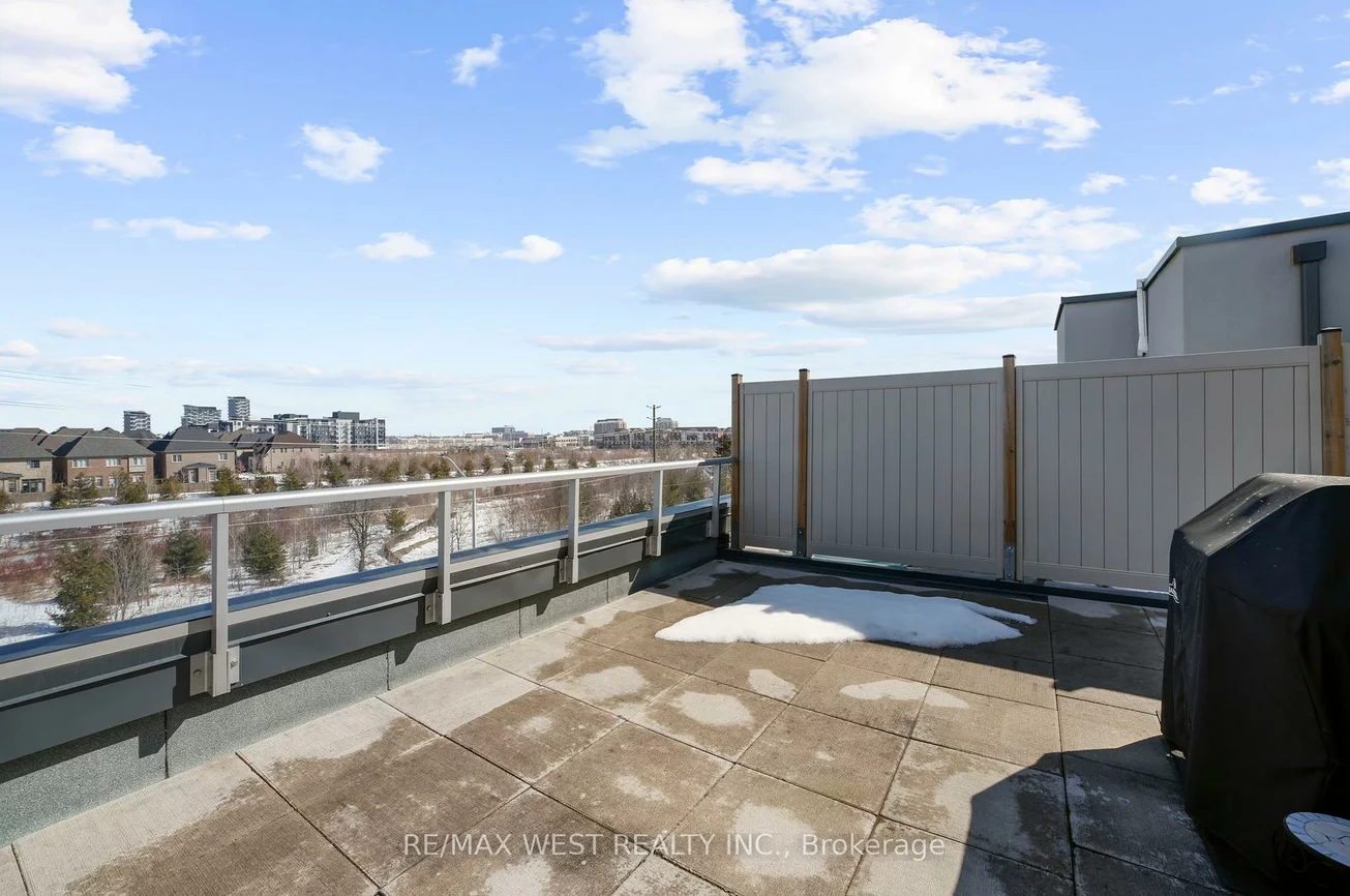 3078, Sixth, 1008 - GO Glenorchy, Oakville