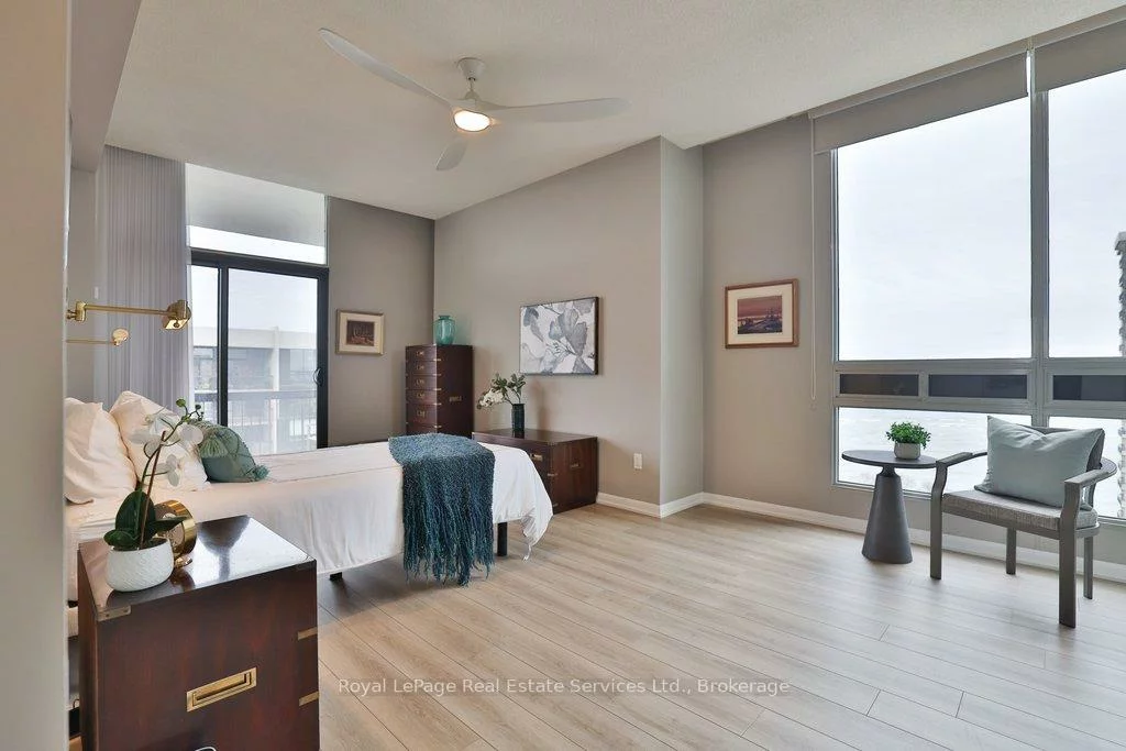 2185, Marine, 1001 - BR Bronte, Oakville