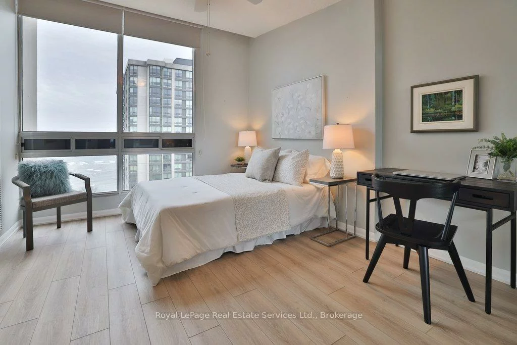 2185, Marine, 1001 - BR Bronte, Oakville