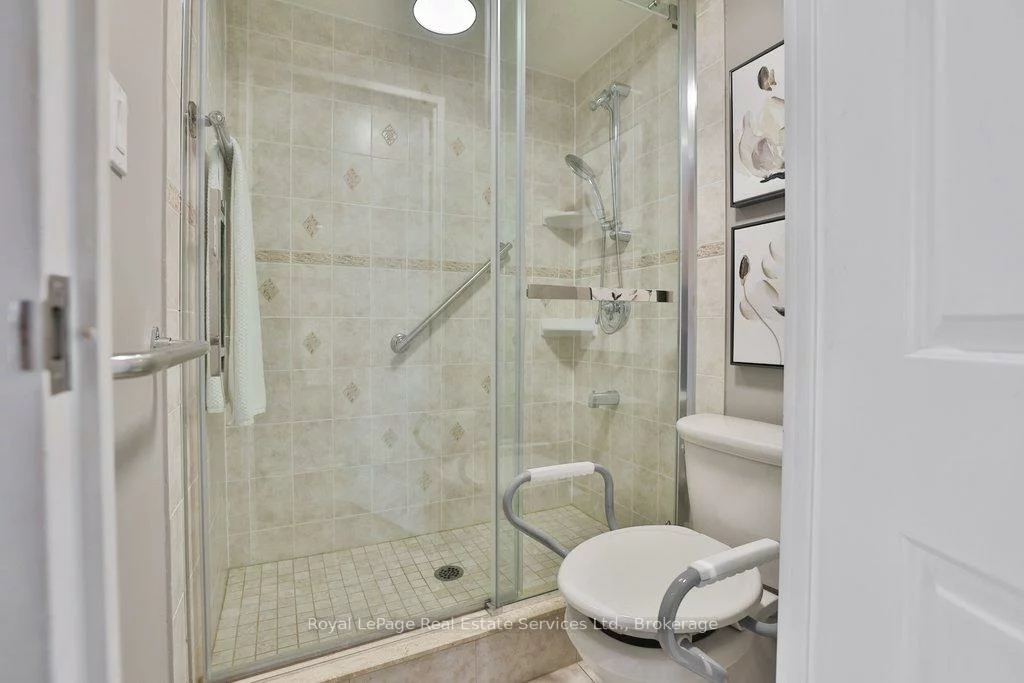 2185, Marine, 1001 - BR Bronte, Oakville